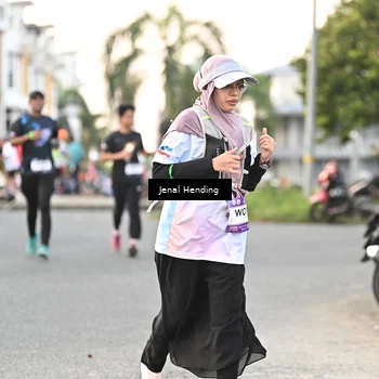 Runner Photo 7696741