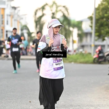 Runner Photo 7696742