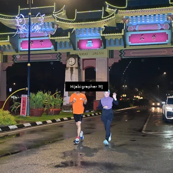 Runner Photo 7696748
