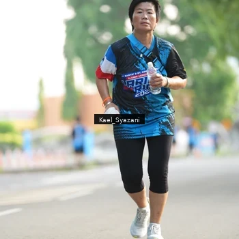 Runner Photo 7696761