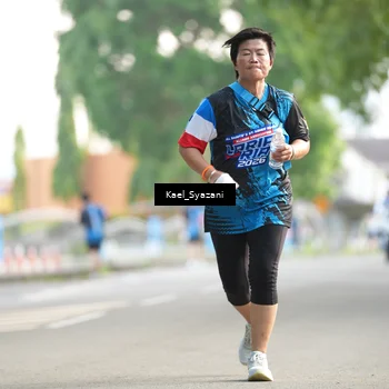 Runner Photo 7696775