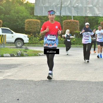 Runner Photo 7696788
