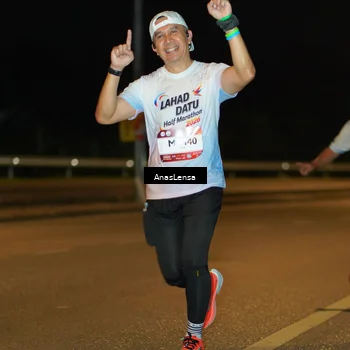 Runner Photo 7696790
