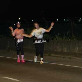 Runner Photo 7696793