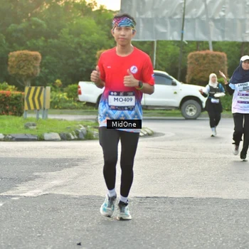 Runner Photo 7696801