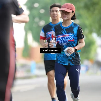Runner Photo 7696805