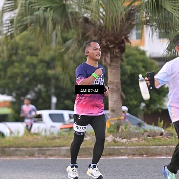 Runner Photo 7696820