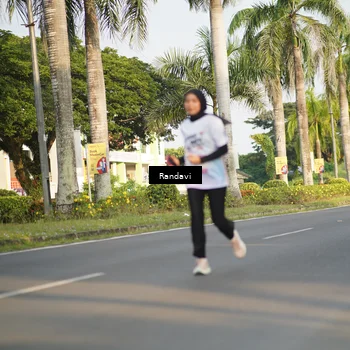 Runner Photo 7696823