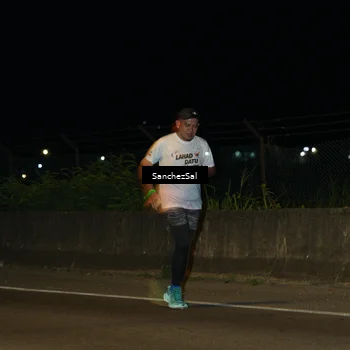 Runner Photo 7696830