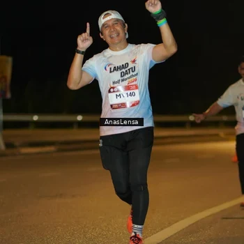 Runner Photo 7696846