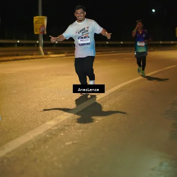 Runner Photo 7696891