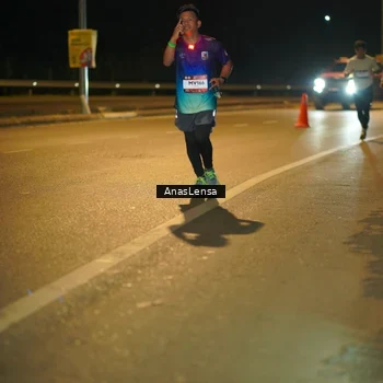 Runner Photo 7696894