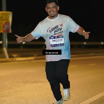 Runner Photo 7696895
