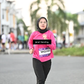 Runner Photo 7696900