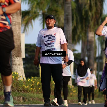Runner Photo 7696903