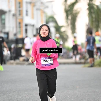 Runner Photo 7696904