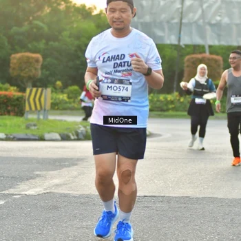 Runner Photo 7696909