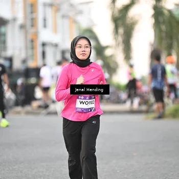 Runner Photo 7696910