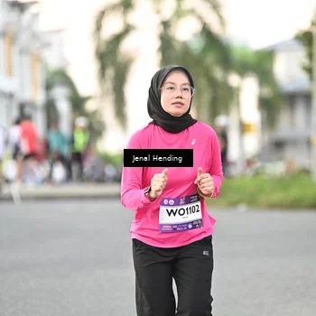 Runner Photo 7696913