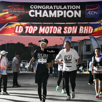 Runner Photo 7696922