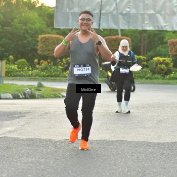 Runner Photo 7696924