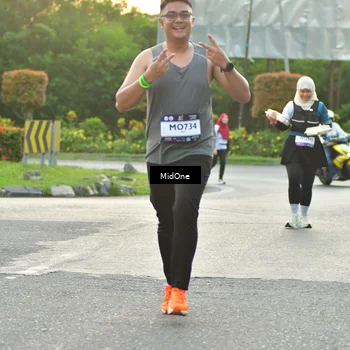 Runner Photo 7696926