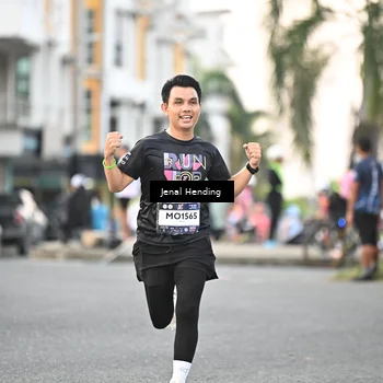 Runner Photo 7696928