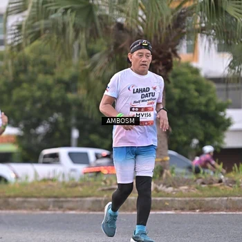 Runner Photo 7696935