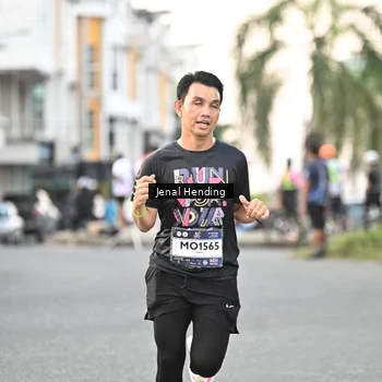 Runner Photo 7696951