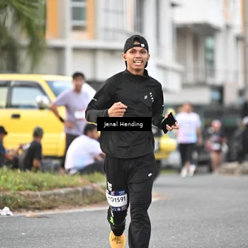 Runner Photo 7696956
