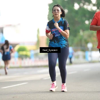 Runner Photo 7696969