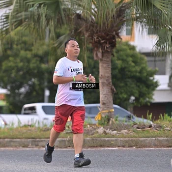 Runner Photo 7696983