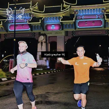 Runner Photo 7696985