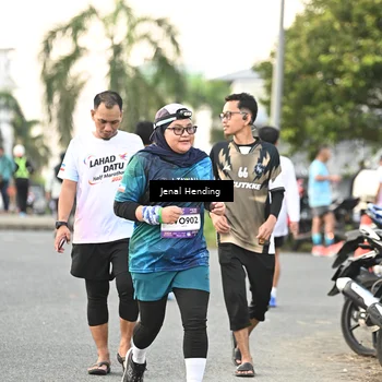 Runner Photo 7697010