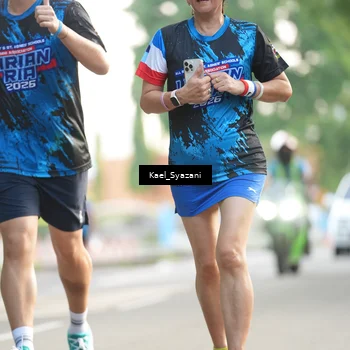 Runner Photo 7697069