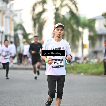 Runner Photo 7697085