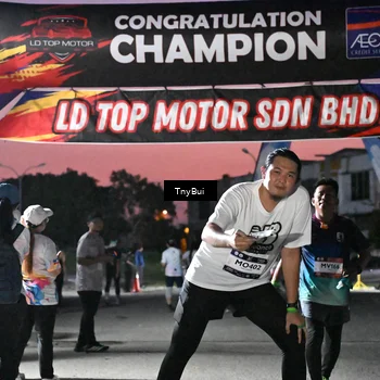 Runner Photo 7697102