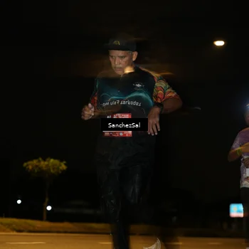 Runner Photo 7697104