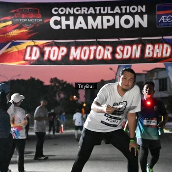 Runner Photo 7697106