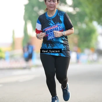 Runner Photo 7697111