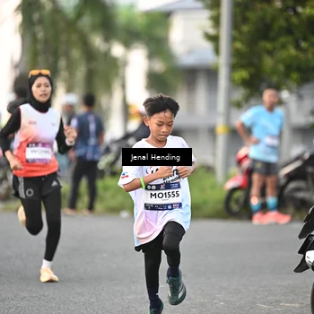 Runner Photo 7697112