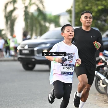 Runner Photo 7697134