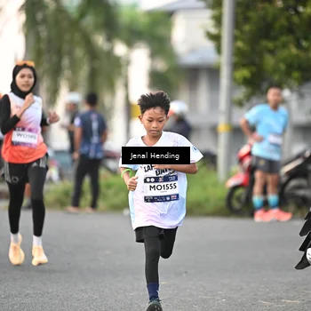 Runner Photo 7697138