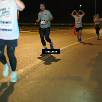 Runner Photo 7697139