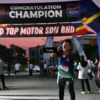 Runner Photo 7697157