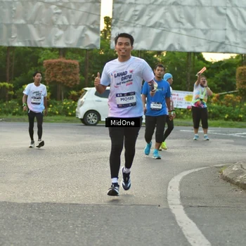 Runner Photo 7697176