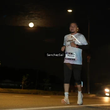 Runner Photo 7697181