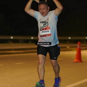 Runner Photo 7697190