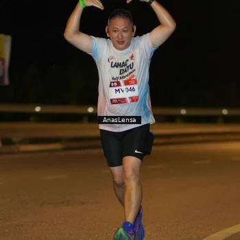 Runner Photo 7697204