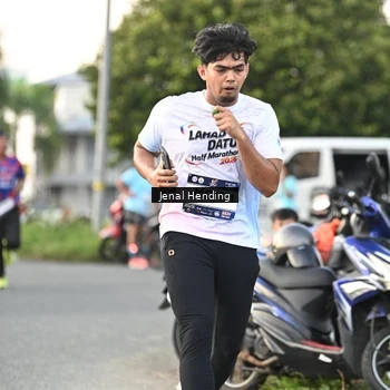 Runner Photo 7697205